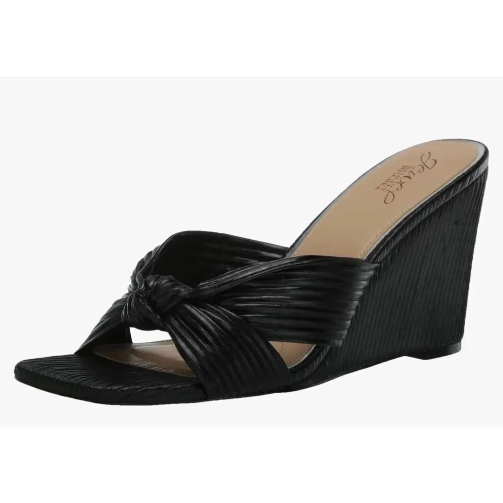 Jewel Badgley Mischka Women's Hype Size 5.5